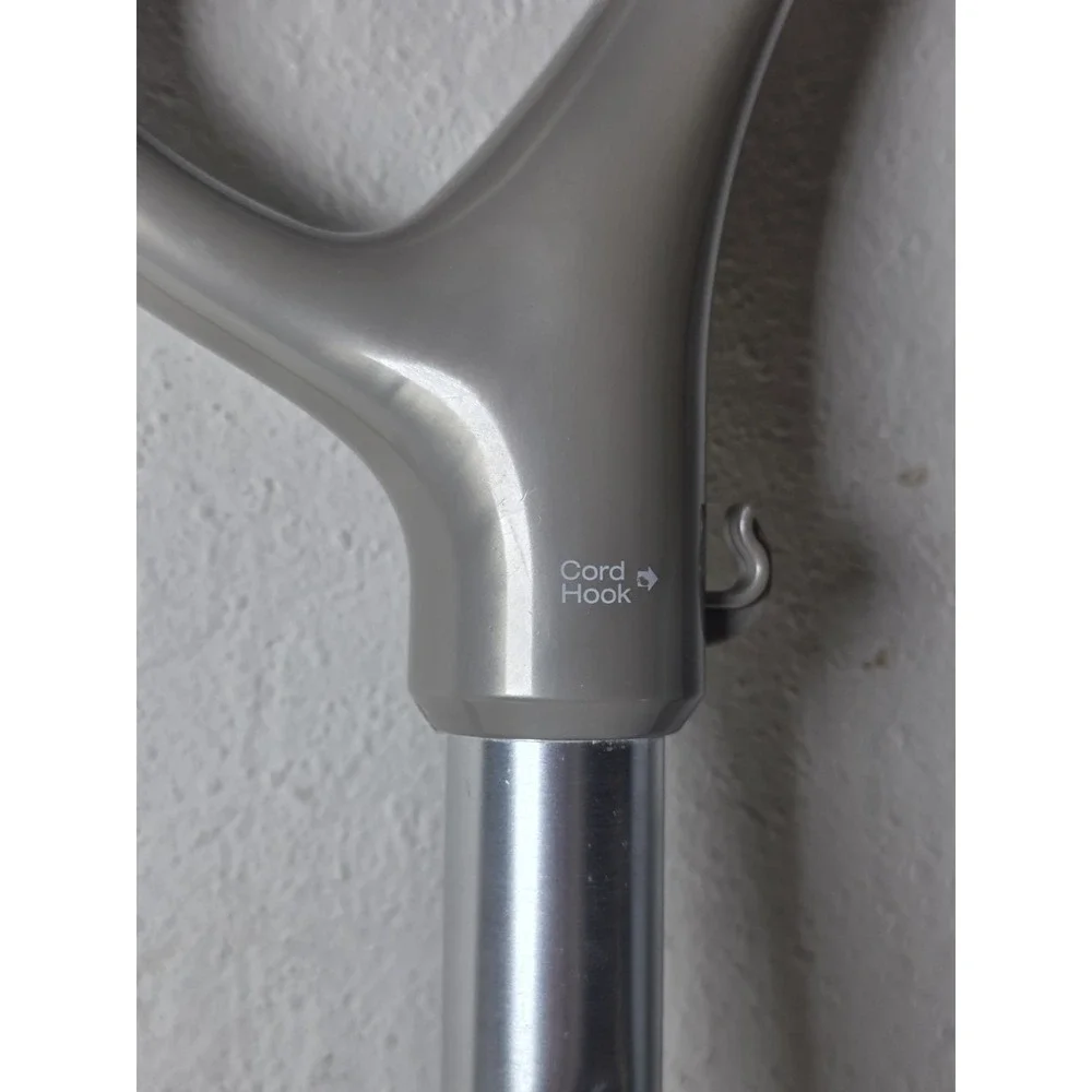 Shark Navigator handle for nv70 NV22 NV42, NV44, NV46, NV80, NV90 UV410